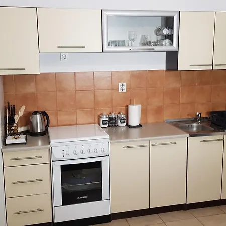 Sunset Apartment *